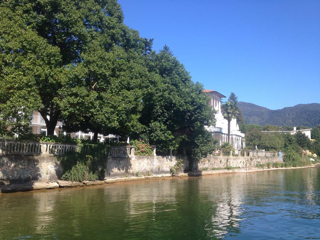 Residence Ville Lago Lugano Porto Ceresio Exterior photo