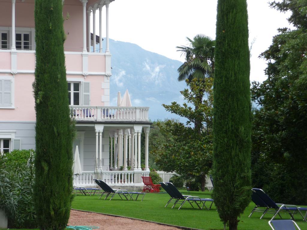 Residence Ville Lago Lugano Porto Ceresio Exterior photo