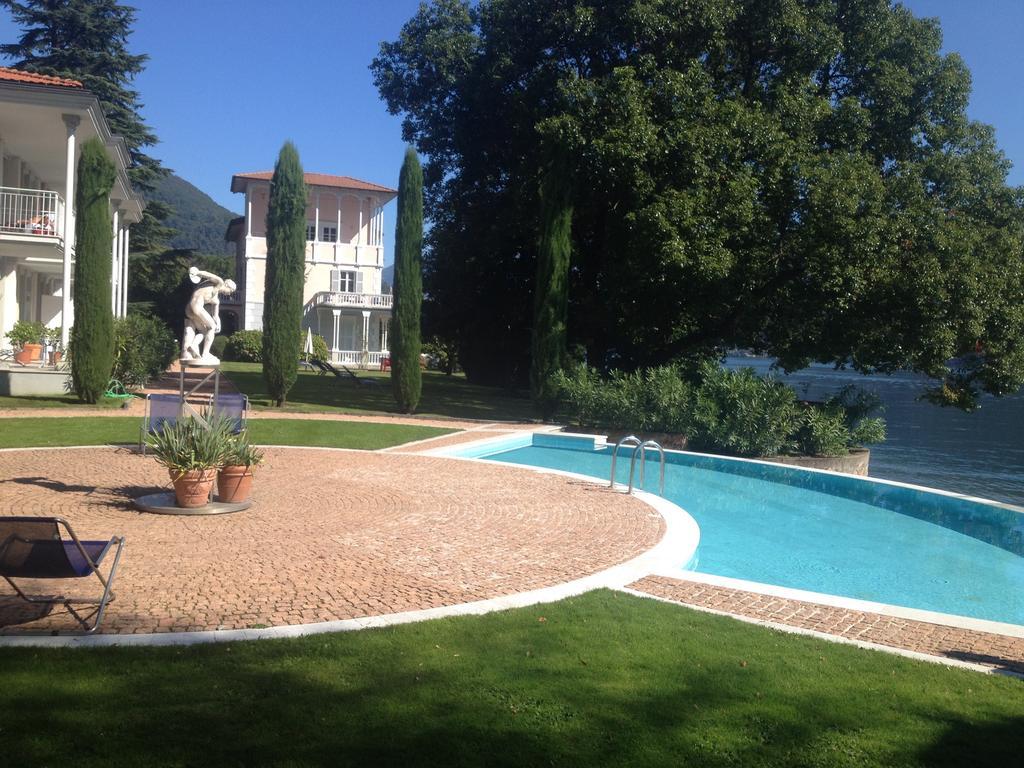 Residence Ville Lago Lugano Porto Ceresio Exterior photo