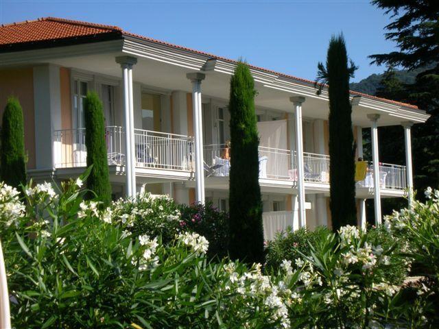 Residence Ville Lago Lugano Porto Ceresio Exterior photo